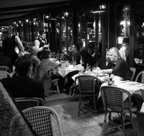 APÉRITIF DÎNATOIRE im Juli 2025