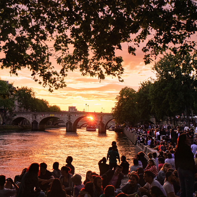 APÉRITIF DÎNATOIRE - À Table !