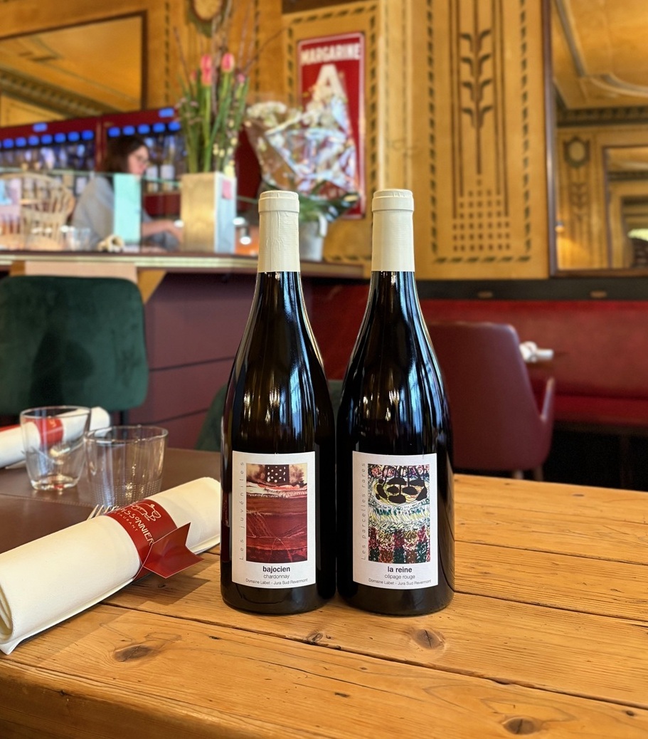 digitale-weinmesse-labet_zwei Flaschen_Moissonnier_Bistro