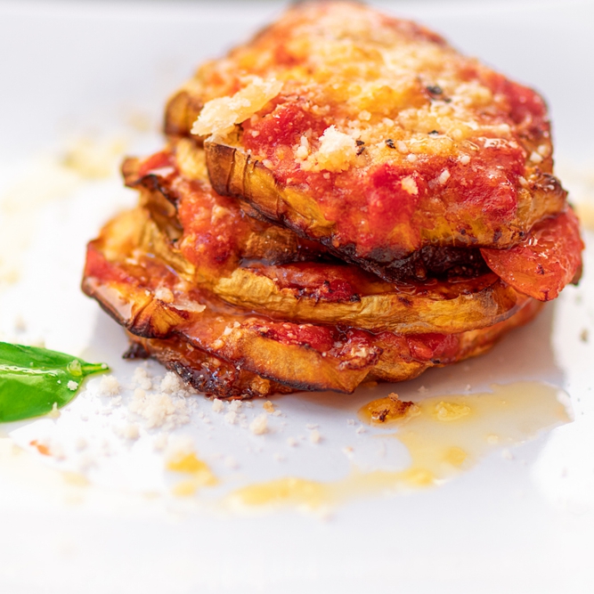 Parmigiana di Melanzane Parmigiana di Melanzane